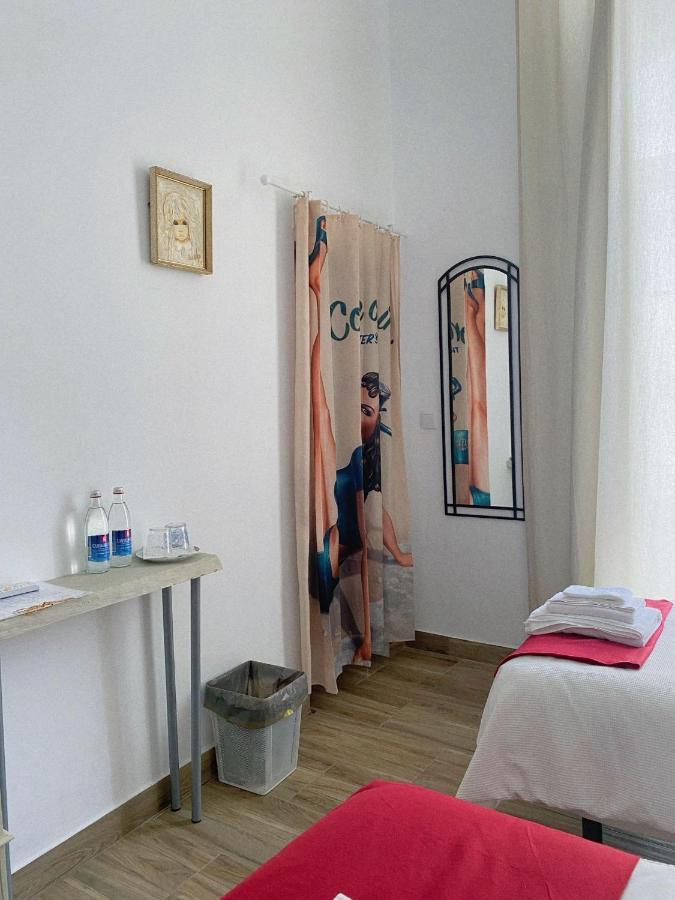 Pias Guesthouse Bagian luar foto